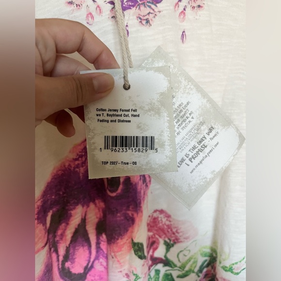 Magnolia Pearl Forest Fellows Boyfriend Tee - Picture 9 of 10